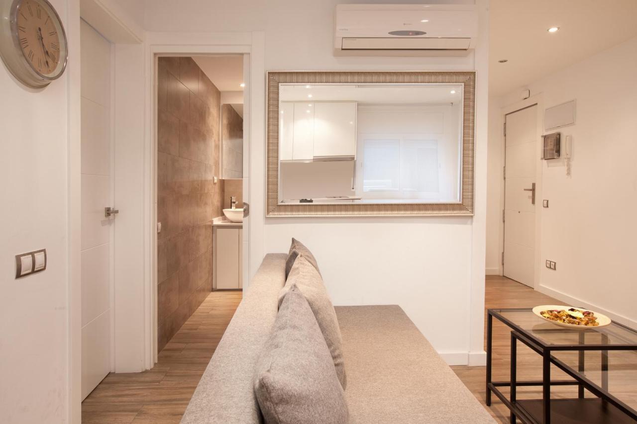 Appartamento Bbarcelona Sant Pau Flat Esterno foto
